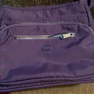 Lug shimmy bag